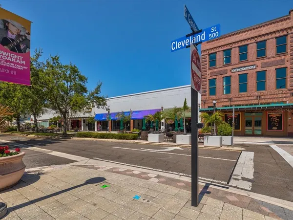 $525,000 | 628 Cleveland Street, Unit 1104, Clearwater, FL 33755