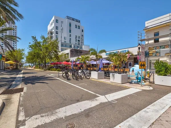 $525,000 | 628 Cleveland Street, Unit 1104, Clearwater, FL 33755