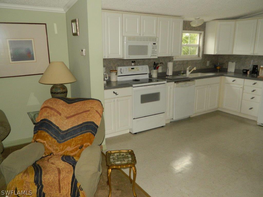 7451 Pinehurst Road Bokeelia, FL 33922 - Photo 4 of 21 Gallery Image 4