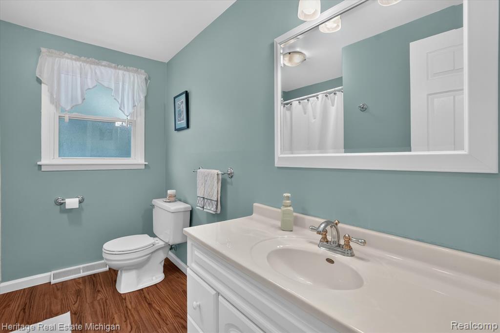 14038 Hogan Road Linden, MI 48451 - Photo 29 of 53