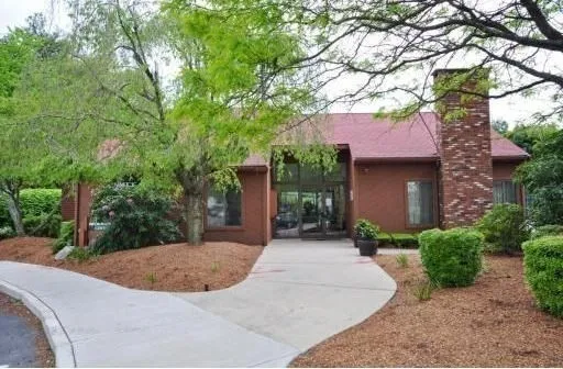 $1,950 | 46 Silver Hill Lane, Unit 5, Natick, MA 01760