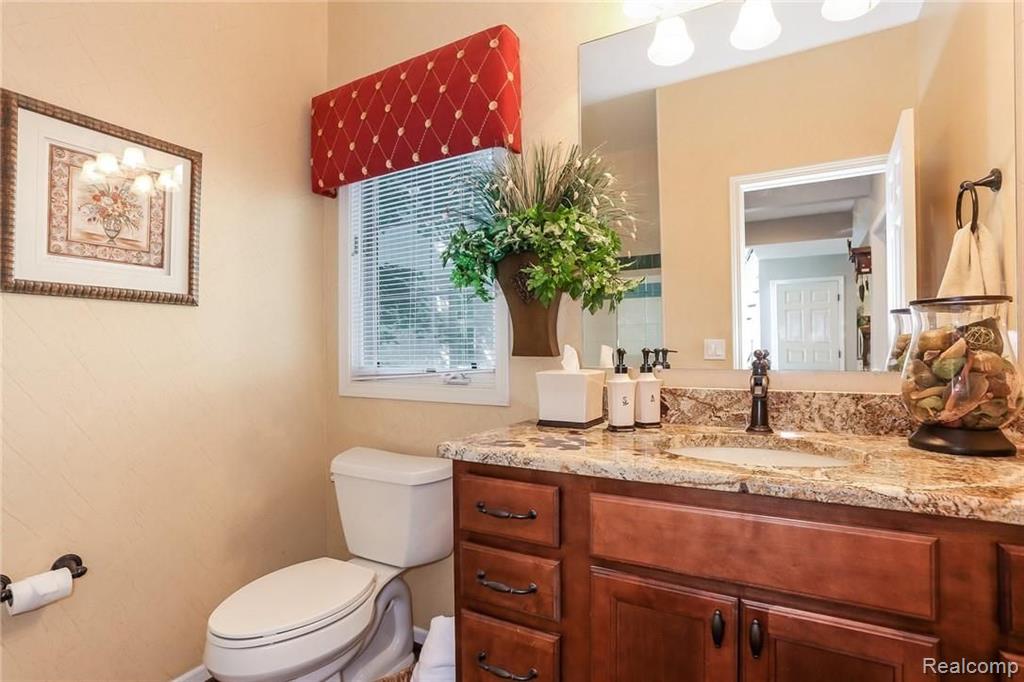 3758 Sleepy Fox Drive Rochester Hills, MI 48309 - Photo 25 of 66