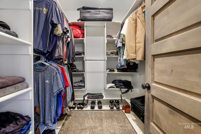 $835,000 | 115 Rosebud Drive, Rupert, ID 83350