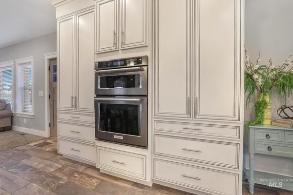 $835,000 | 115 Rosebud Drive, Rupert, ID 83350