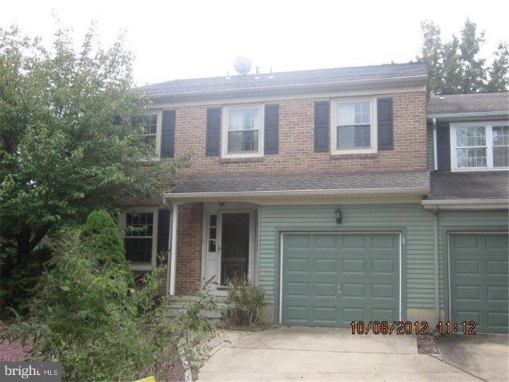 108 Farnwood Road Mount Laurel, NJ 08054 - Photo 1 of 17