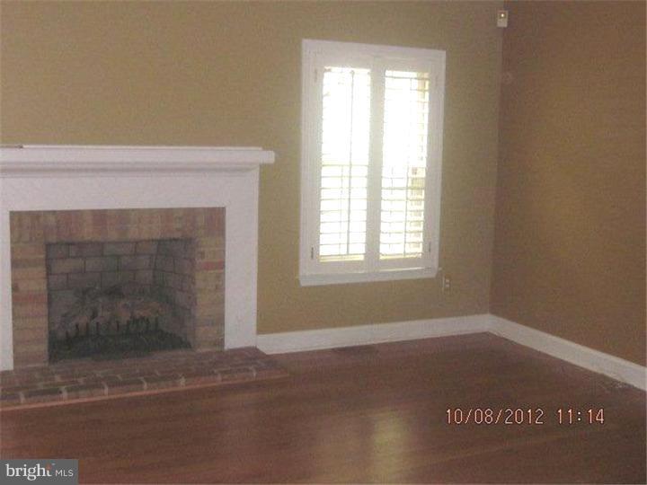 108 Farnwood Road Mount Laurel, NJ 08054 - Photo 3 of 17