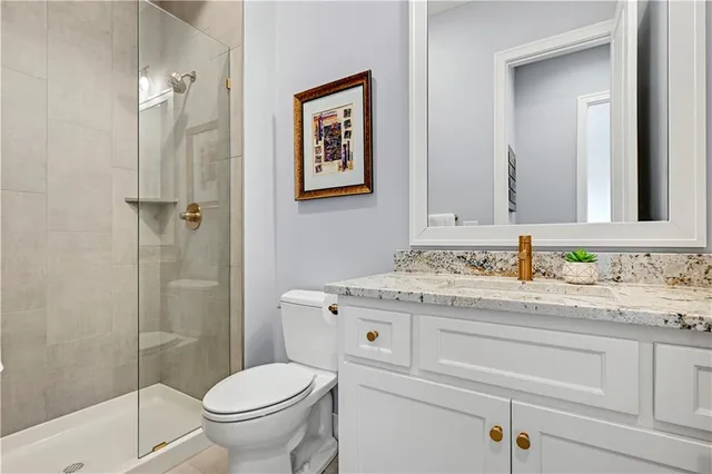 $1,250,000 | 10715 West 142nd Terrace, Overland Park, KS 66221