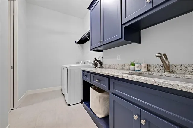 $1,250,000 | 10715 West 142nd Terrace, Overland Park, KS 66221