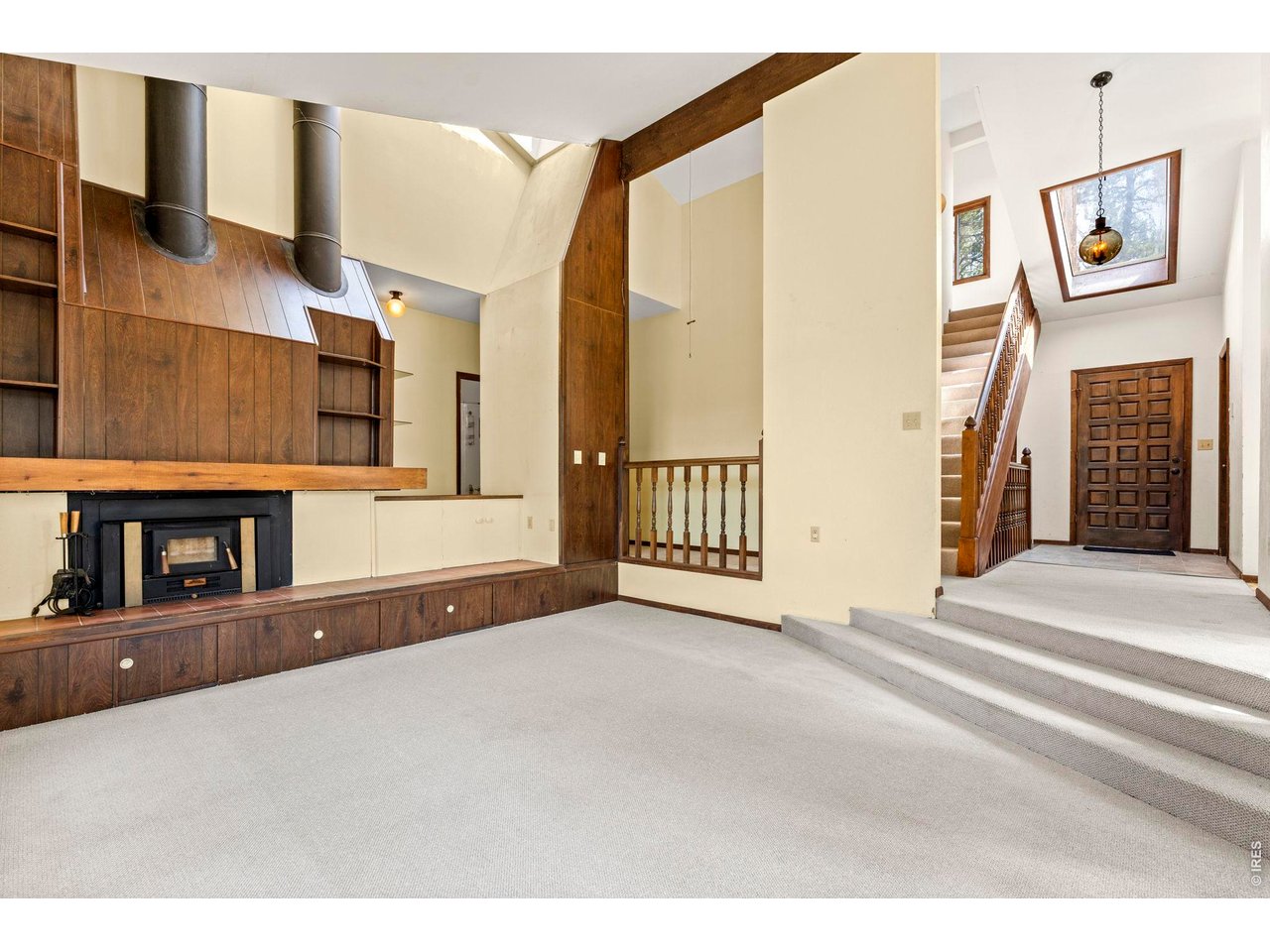 402 Broken Fence Road Boulder, CO 80302 - Photo 4 of 44 Main level living room