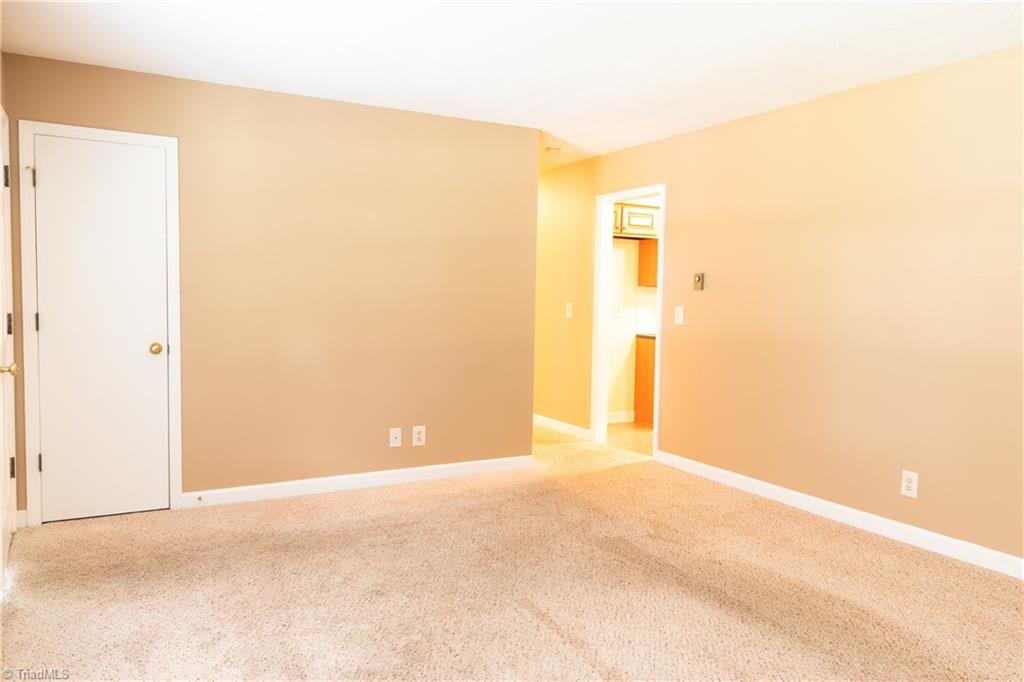 5585 Murray Road Winston-Salem, NC 27106 - Photo 12 of 30 Gallery Image 12