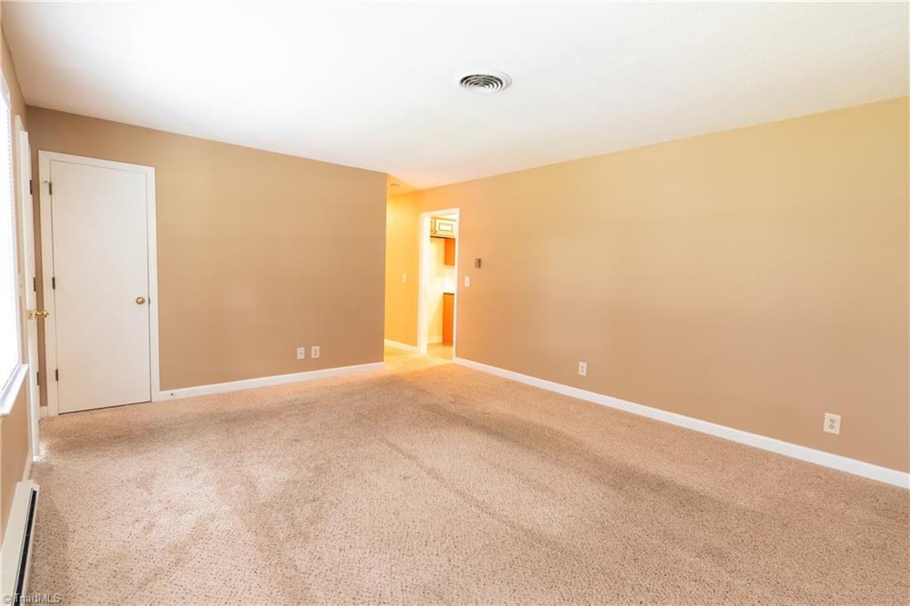 5585 Murray Road Winston-Salem, NC 27106 - Photo 13 of 30 Gallery Image 13
