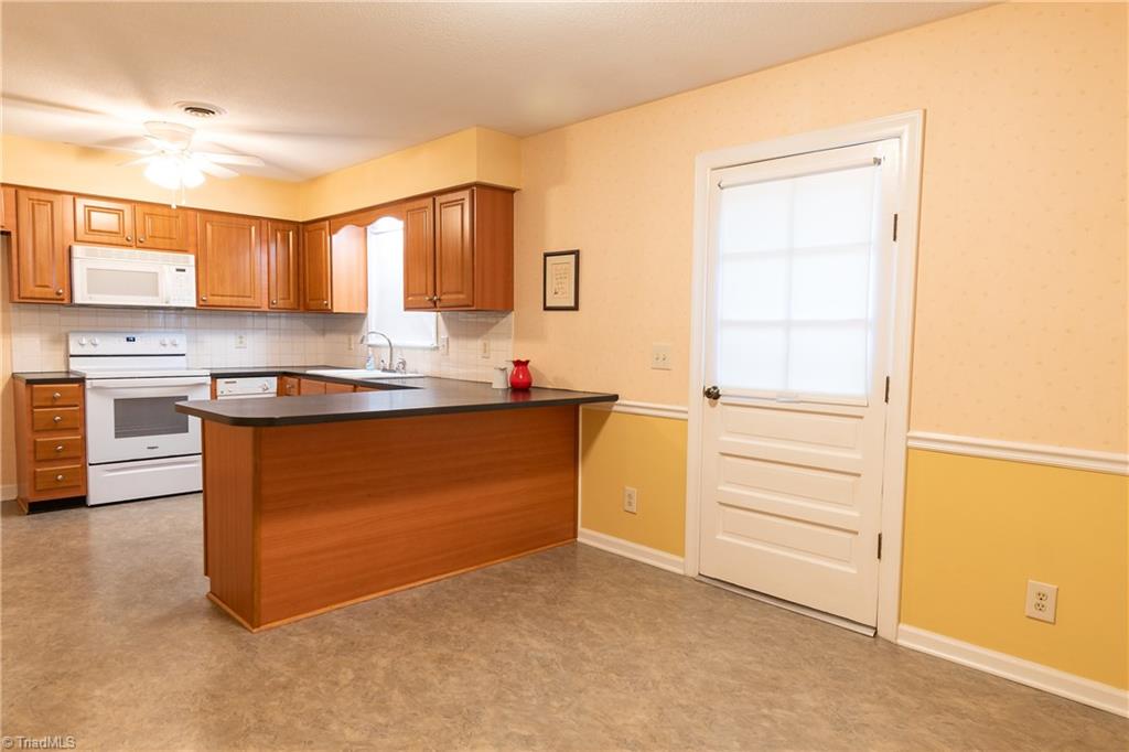 5585 Murray Road Winston-Salem, NC 27106 - Photo 18 of 30 Gallery Image 18