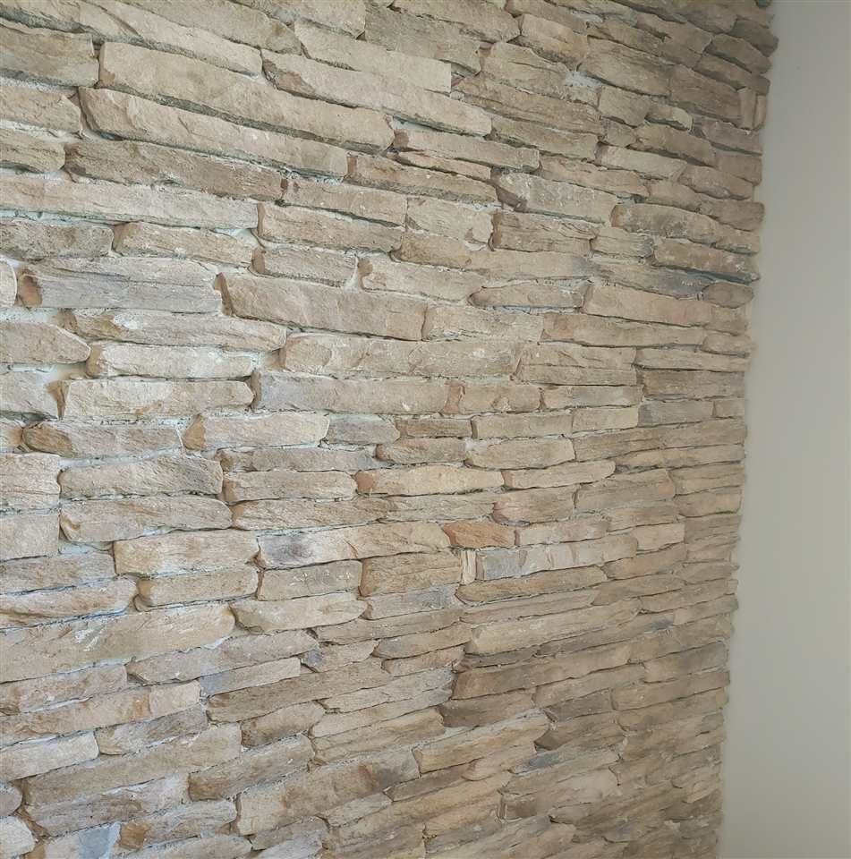 866 Augusta Farms Road Waynesboro, VA 22980 - Photo 4 of 28 a brick wall with a shower