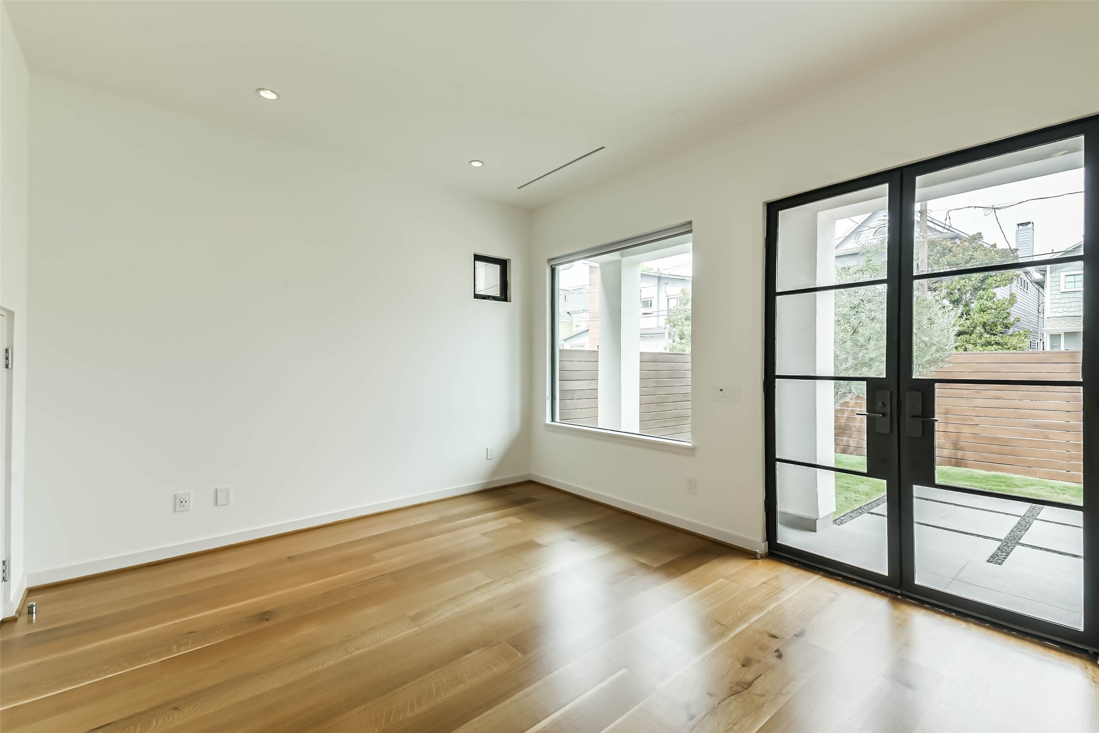 815 Alexander Street Houston, TX 77007 - Photo 6 of 49