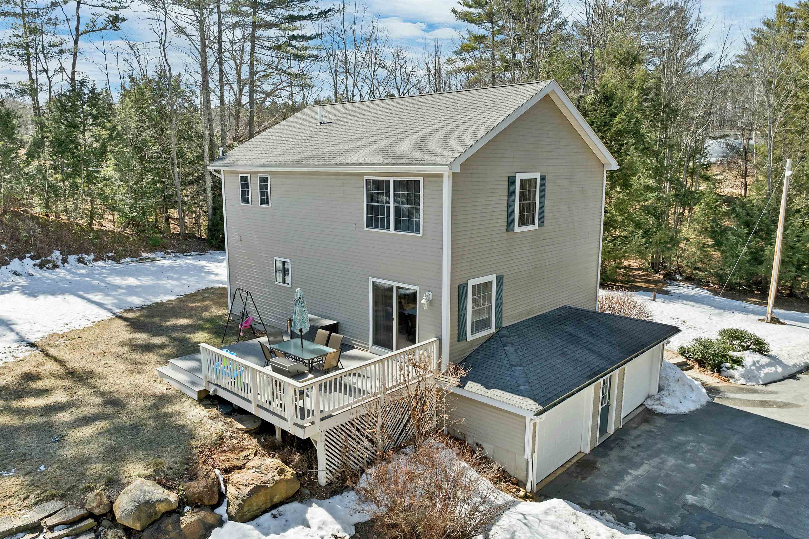 43 Cross Road Chichester, NH 03258 - Photo 6 of 57