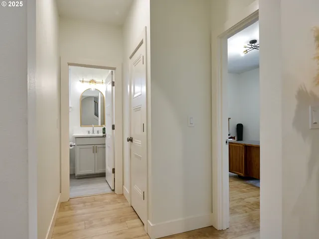 $769,000 | 833 Hawk Drive, Silverton, OR 97381