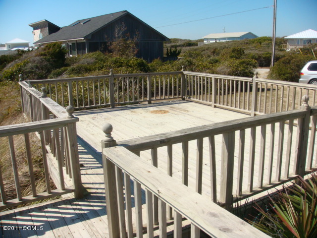 115 Hoffman Beach Road Atlantic Beach, NC 28512 - Photo 3 of 13 deck