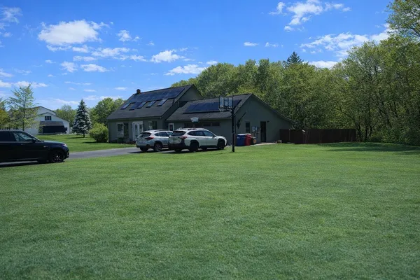 $455,000 | 2 Hutchins Circle, Barre Town, VT 05641