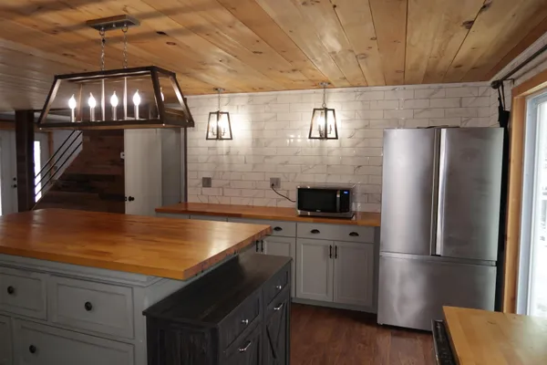 $455,000 | 2 Hutchins Circle, Barre Town, VT 05641