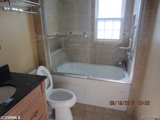 407 Ebenezer Road Mineral, VA 23117 - Photo 8 of 9 Bathroom