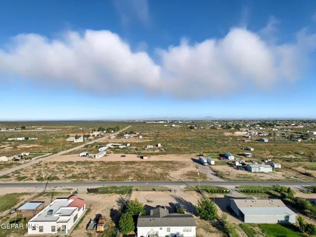 a view of city view and lake view