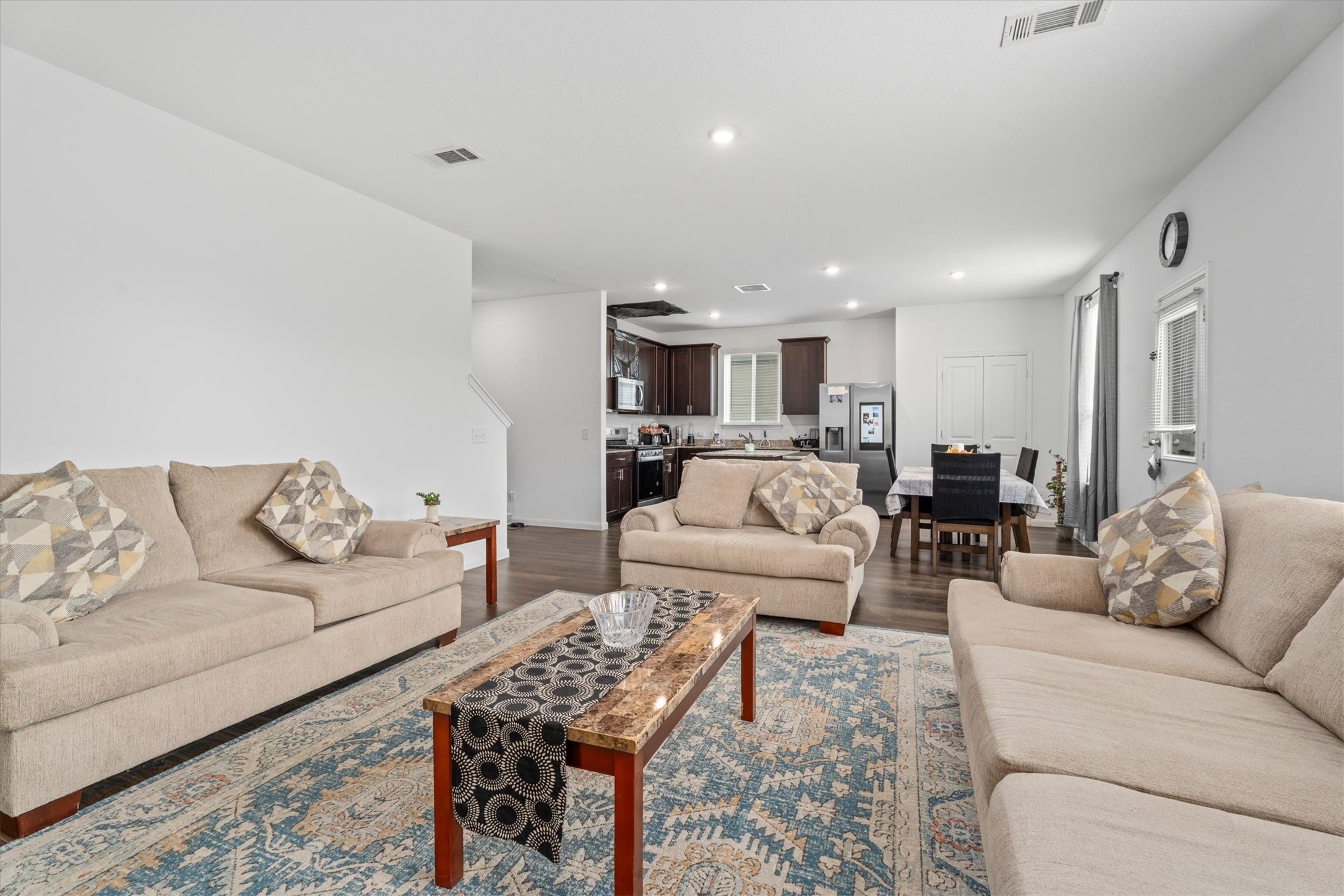 5826 Finely Run St Spring Spring, TX 77373 - Photo 13 of 38 a living room with furniture and a couch