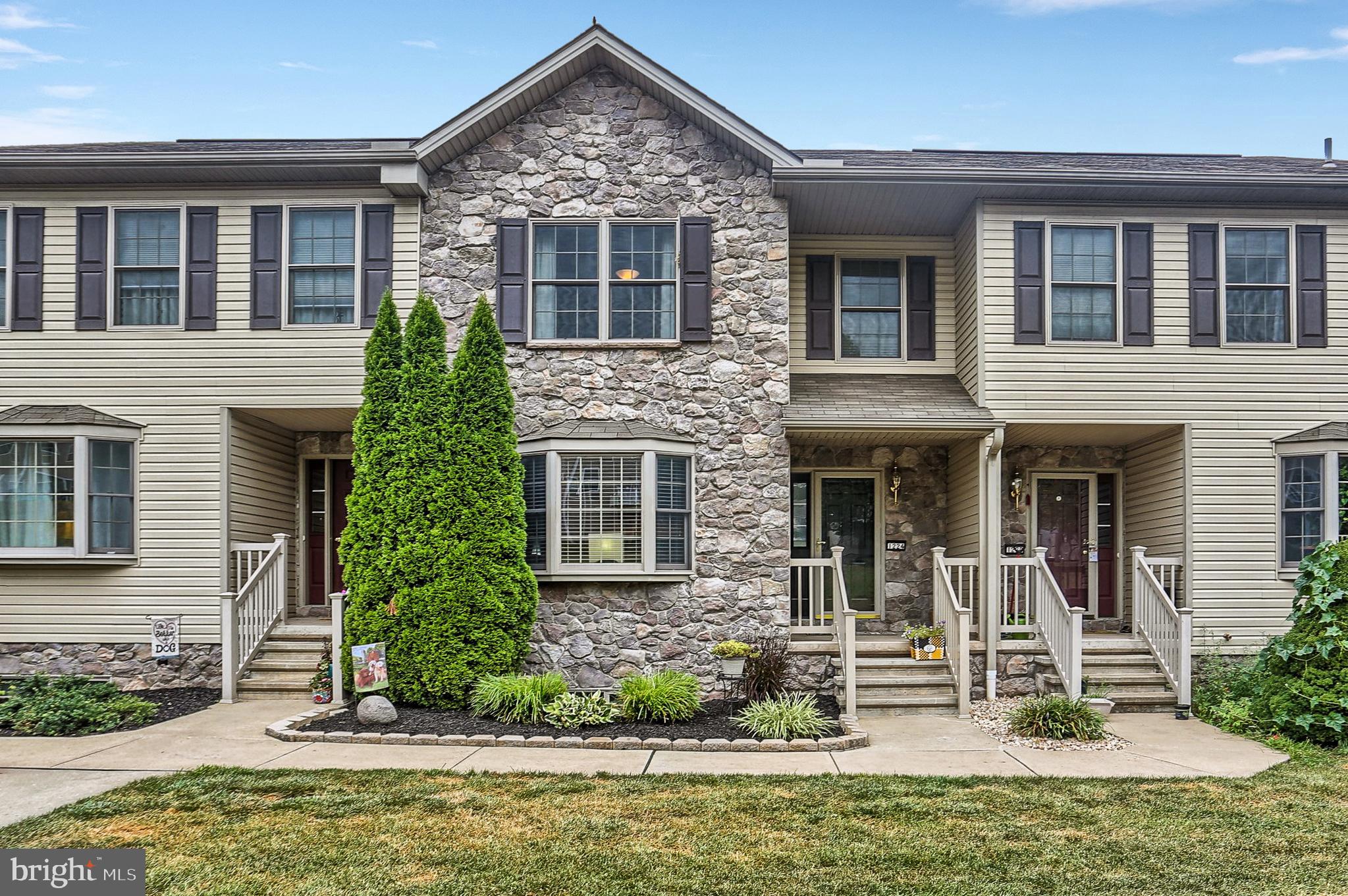 1224 Overlook Road Middletown, PA 17057 - Photo 2 of 32 Gallery Image 2