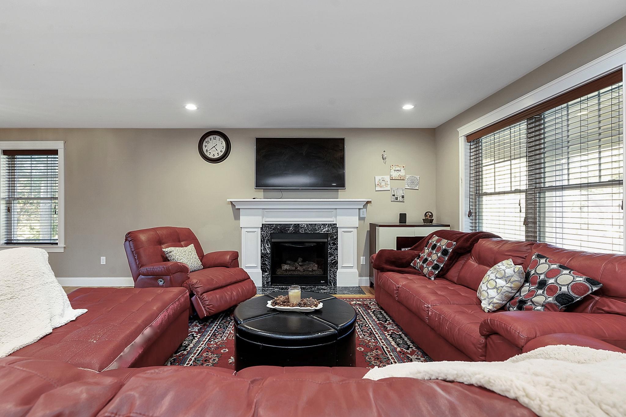 10 Rileys Way Falmouth, ME 04105 - Photo 13 of 47 fullsizeoutput_16f9