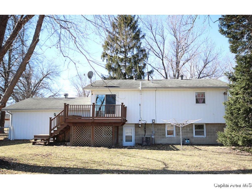 538 Sattley Street Rochester, IL 62563 - Photo 3 of 24