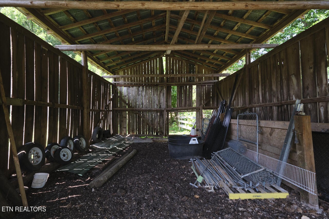 1526 Long Hollow Road La Follette, TN 37766 - Photo 36 of 60 Gallery Image 36