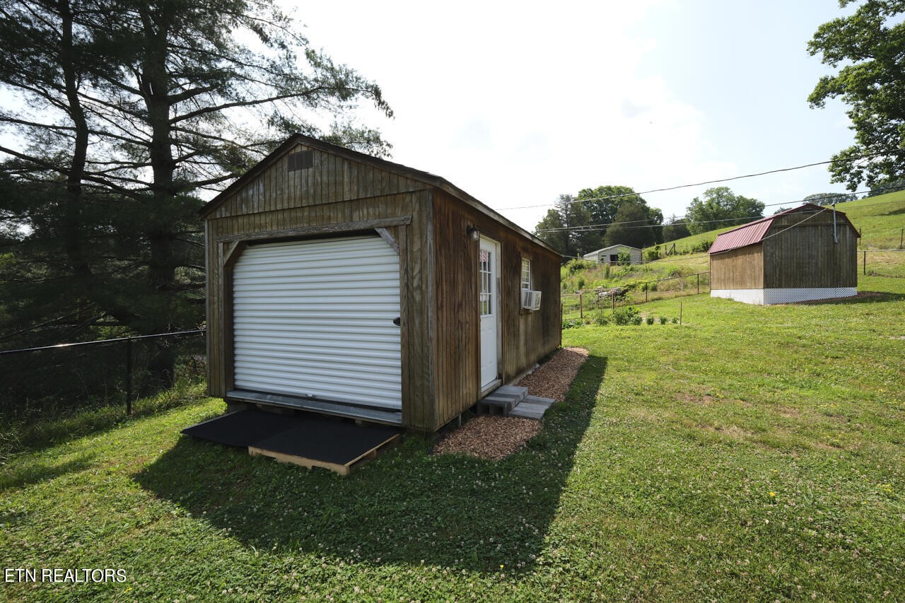 1526 Long Hollow Road La Follette, TN 37766 - Photo 39 of 60 Gallery Image 39