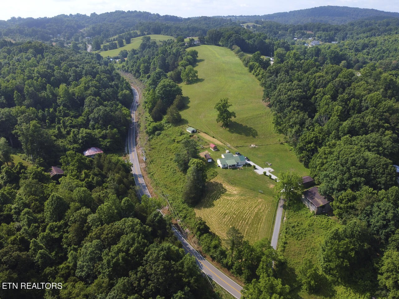 1526 Long Hollow Road La Follette, TN 37766 - Photo 44 of 60 Gallery Image 44