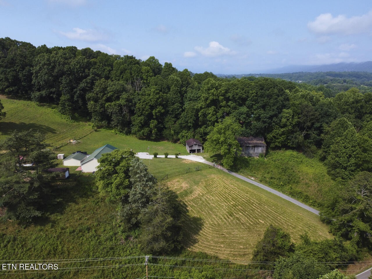 1526 Long Hollow Road La Follette, TN 37766 - Photo 45 of 60 Gallery Image 45