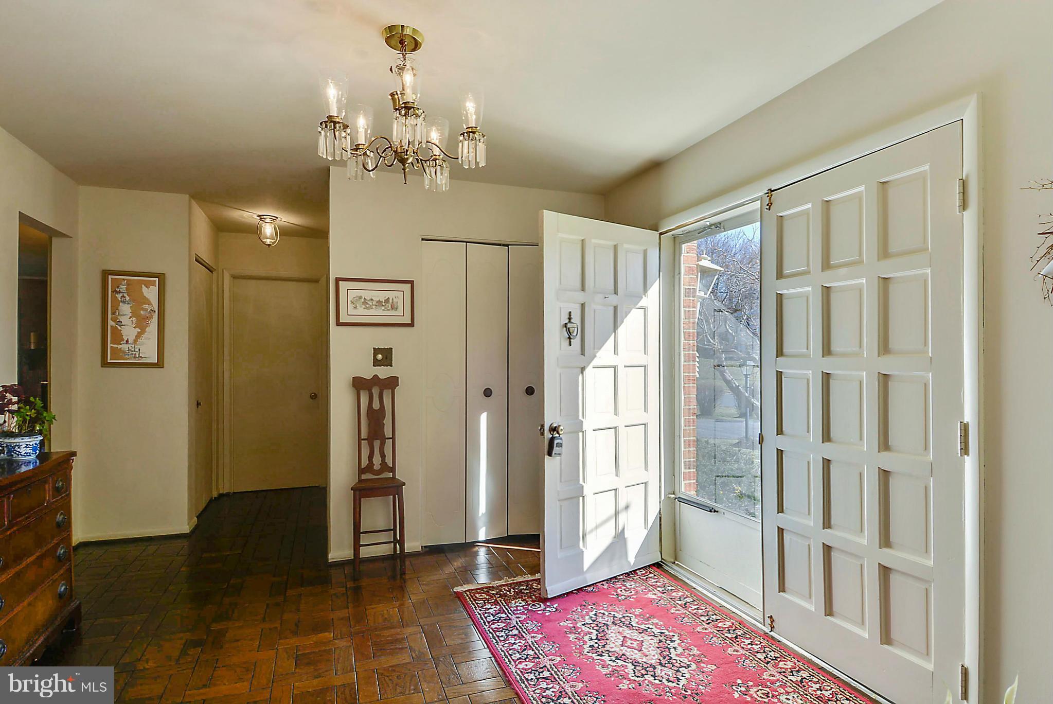 14708 Flintstone Lane Silver Spring, MD 20905 - Photo 3 of 30 Inviting Foyer