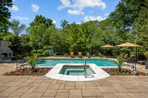 $3,375,000 | 1150 West Keswick Lane, Lake Forest, IL 60045