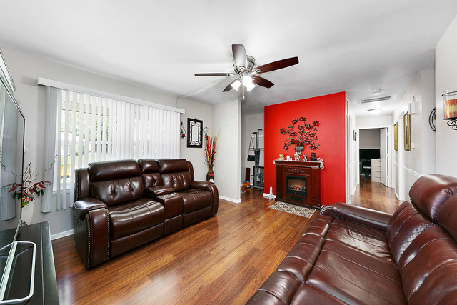 73 Stratford Road Montgomery, IL 60538 - Photo 3 of 15
