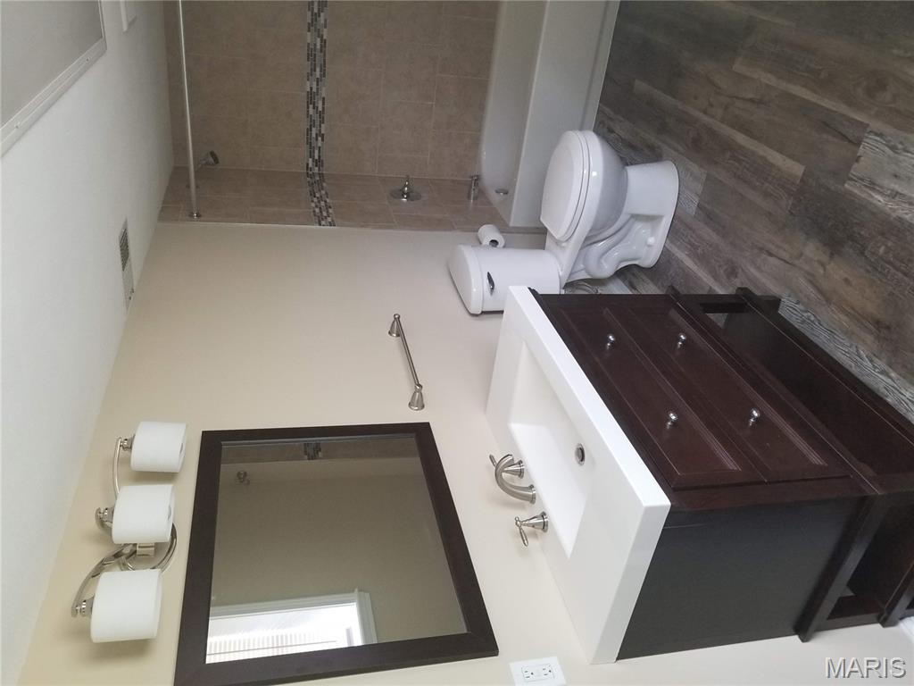 3041 Meyer Road Festus, MO 63028 - Photo 4 of 24