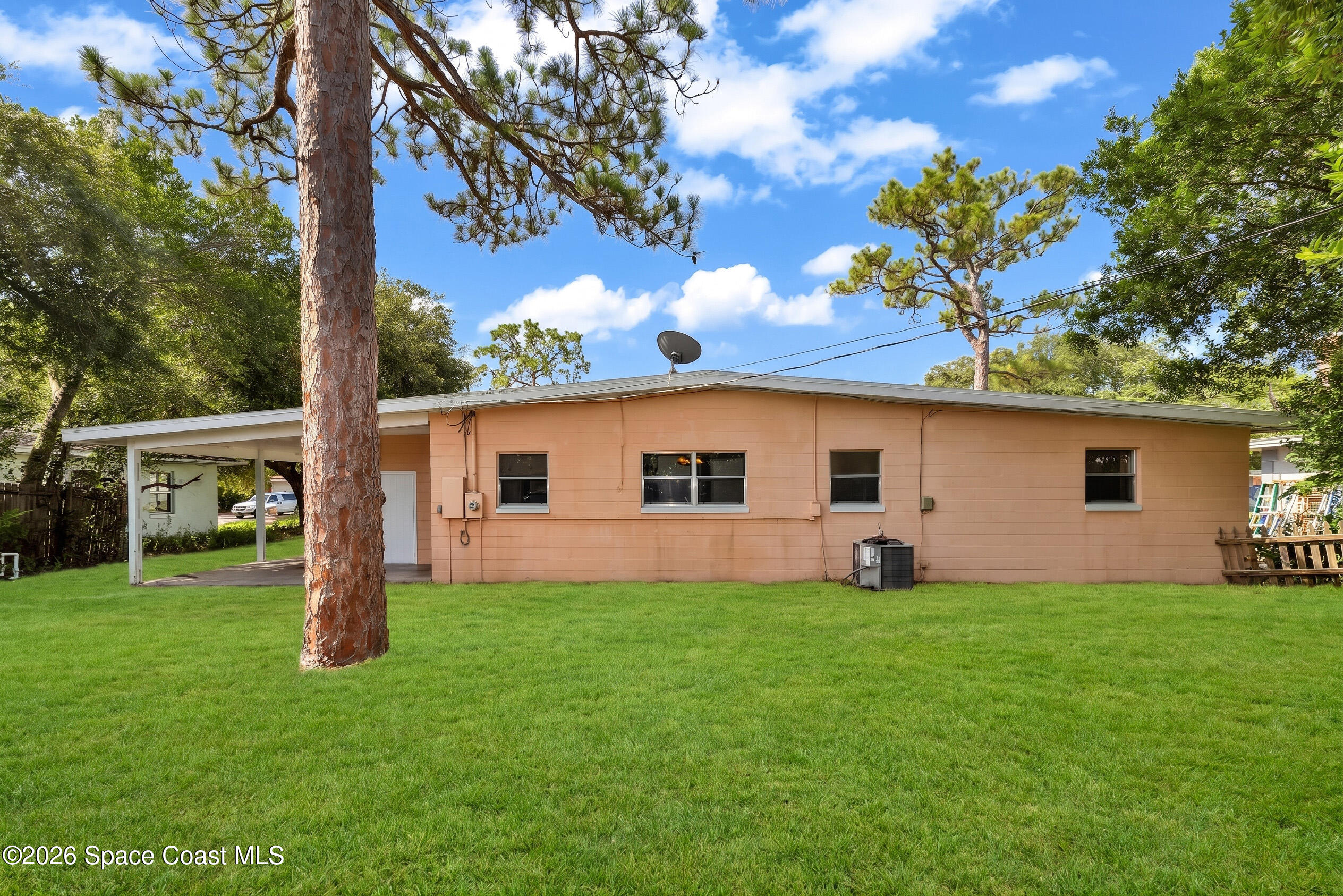 1106 Myrtle Lane Cocoa, FL 32922 - Photo 4 of 23 stylized-009A7959