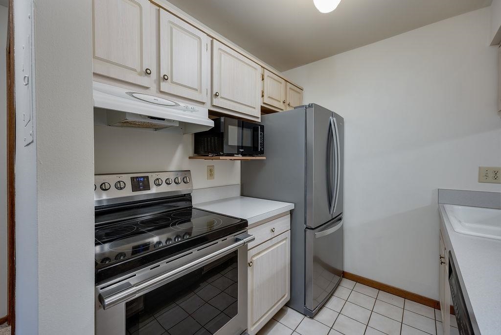 1505 Martin Street, Unit 3 Madison, WI 53713 - Photo 13 of 33