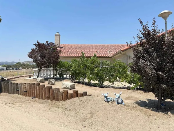 $899,000 | 38058 Highway 94, Boulevard, CA 91905