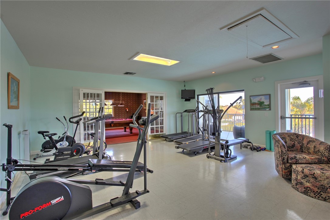 1116 Breezy Way, Unit 1H Sebastian, FL 32958 - Photo 32 of 36