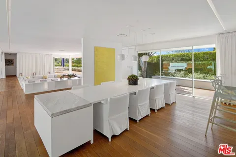 $31,000 | 1106 North Hillcrest Road, Beverly Hills, CA 90210