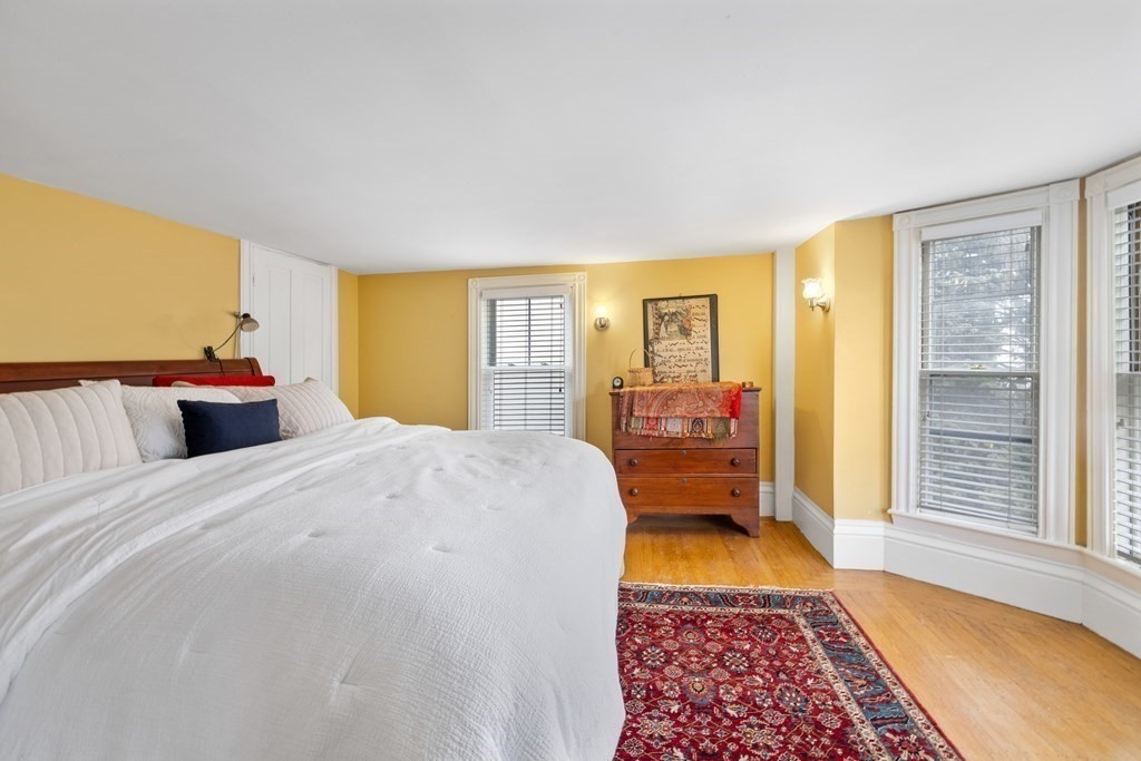 5 Chestnut Street, Unit 5 Medford, MA 02155 - Photo 14 of 26