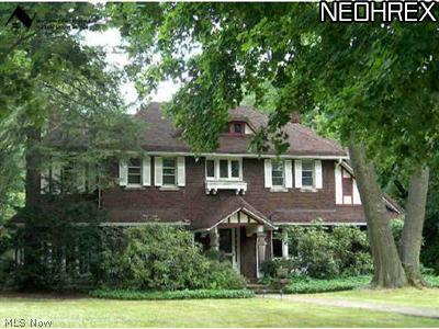 2646 Endicott Road Cleveland, OH 44120 - Photo 1 of 16 Gallery Image 1
