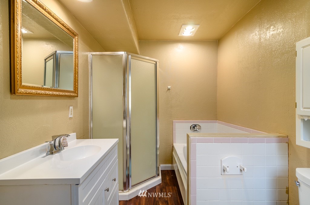 3941 Squalicum Lake Road Bellingham, WA 98226 - Photo 12 of 25 Gallery Image 12