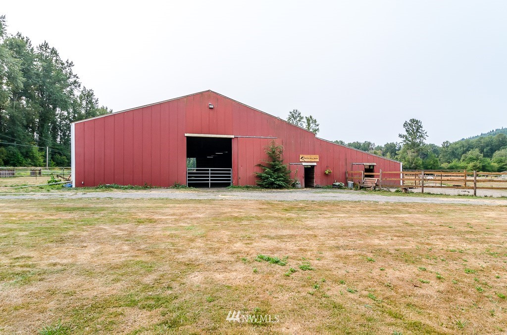 3941 Squalicum Lake Road Bellingham, WA 98226 - Photo 17 of 25 Gallery Image 17