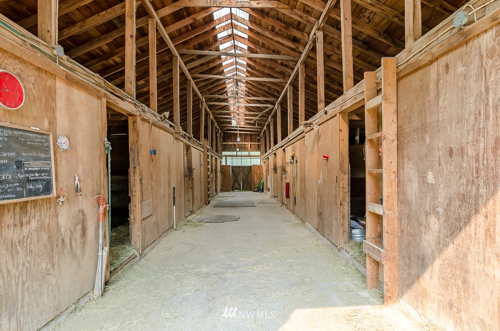 3941 Squalicum Lake Road Bellingham, WA 98226 - Photo 23 of 25 Gallery Image 23