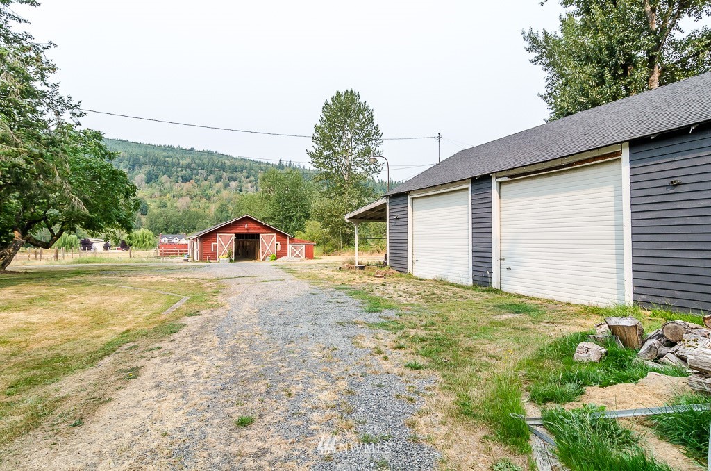 3941 Squalicum Lake Road Bellingham, WA 98226 - Photo 24 of 25 Gallery Image 24