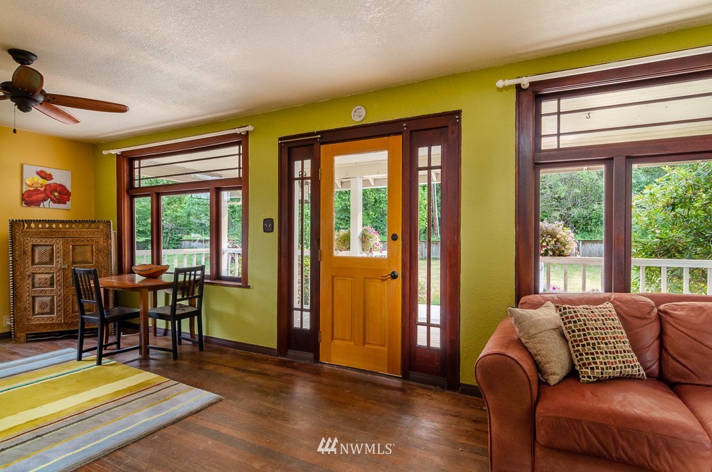 3941 Squalicum Lake Road Bellingham, WA 98226 - Photo 5 of 25 Gallery Image 5
