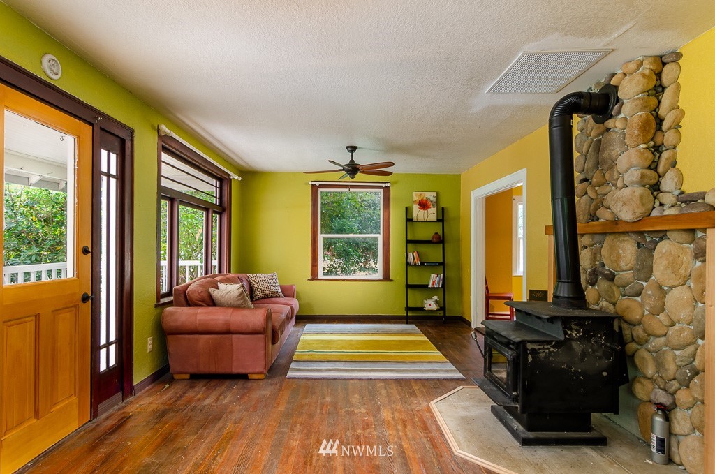 3941 Squalicum Lake Road Bellingham, WA 98226 - Photo 7 of 25 Gallery Image 7